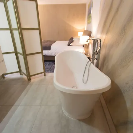 Le Dormeur Hotel
