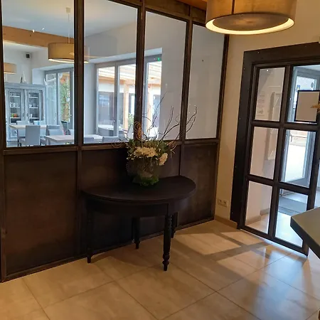 Le Dormeur Hotel